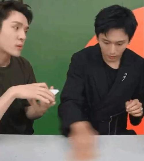 娱乐圈最新爆料地,揭秘明星背后的惊人真相! 第1张 娱乐圈最新爆料地,揭秘明星背后的惊人真相! 第1张